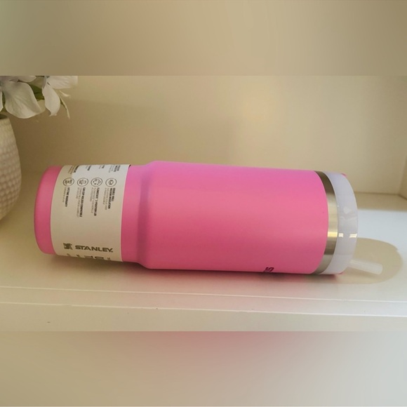 🎉LAST CHANCE🎉Stanley 30oz Quencher H2.0 FlowState Tumbler Peony - Picture 8 of 9